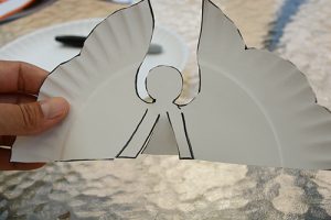 Paper plate angel craft